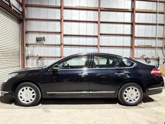 ティアナ2.5 250XE FOUR 4WD　防錆塗装4WDTVナビBカメETC夏冬タイヤ 2500