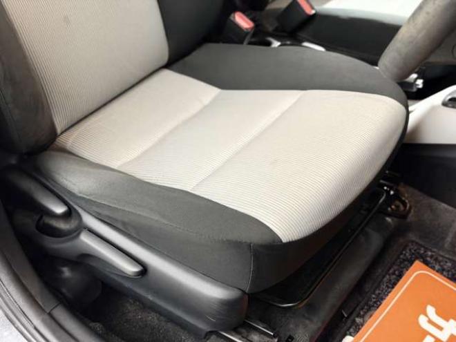 アクア1.5 S　防錆塗装TVナビBカメエンスタ 2WD 1500