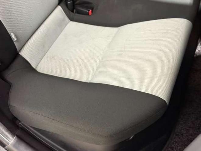 アクア1.5 S　防錆塗装TVナビBカメエンスタ 2WD 1500