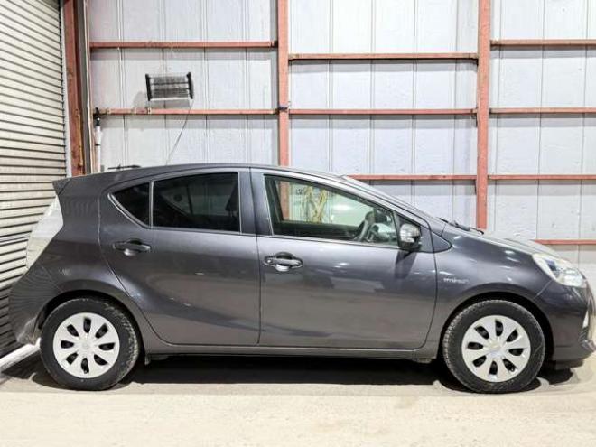 アクア1.5 S　防錆塗装TVナビBカメエンスタ 2WD 1500