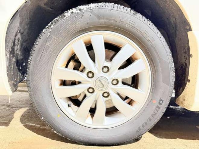 セレナ2.0 ハイウェイスター Vセレクション+Safety 4WD　防錆塗装4WDTVナビBカメエンスタ夏冬タイヤ 2000