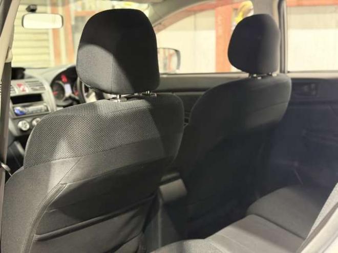 インプレッサG4 1.6 i 4WD　全塗装車防錆塗装4WDキーレスCDETC 1600