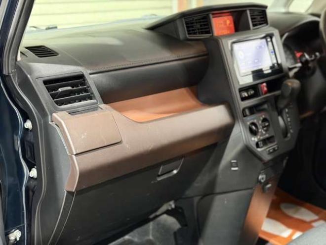 トール1.0 X 4WD　防錆塗装4WDTVナビBカメETC 1000