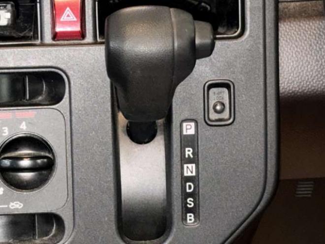 トール1.0 X 4WD　防錆塗装4WDTVナビBカメETC 1000