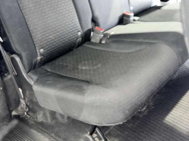 フリードスパイク1.5 G ジャストセレクション 4WD　防錆塗装4WDスマキーCDオーディオETC 1500