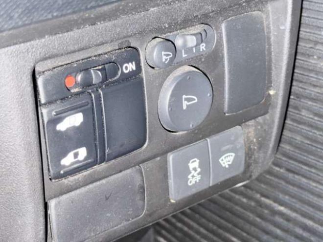 フリードスパイク1.5 G ジャストセレクション 4WD　防錆塗装4WDスマキーCDオーディオETC 1500