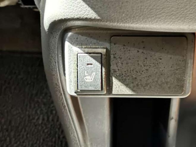 ワゴンRFX 4WD　防錆塗装4WDCDエンスタシートヒーター夏冬タイヤ 660