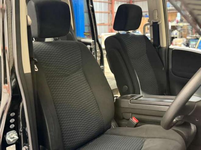 セレナ2.0 20X Vセレクション+Safety 4WD　防錆塗装4WDTVナビBカメETCエンスタ夏冬タイヤ 2000