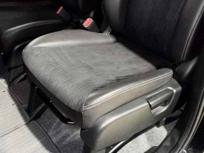 フリード1.5 G ジャストセレクション 4WD　防錆塗装4WDTVナビエンスタ 1500