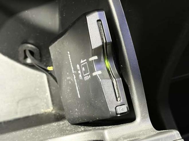 フリードスパイク1.5 G ジャストセレクション 4WD　防錆塗装4WDナビBカメETC 1500