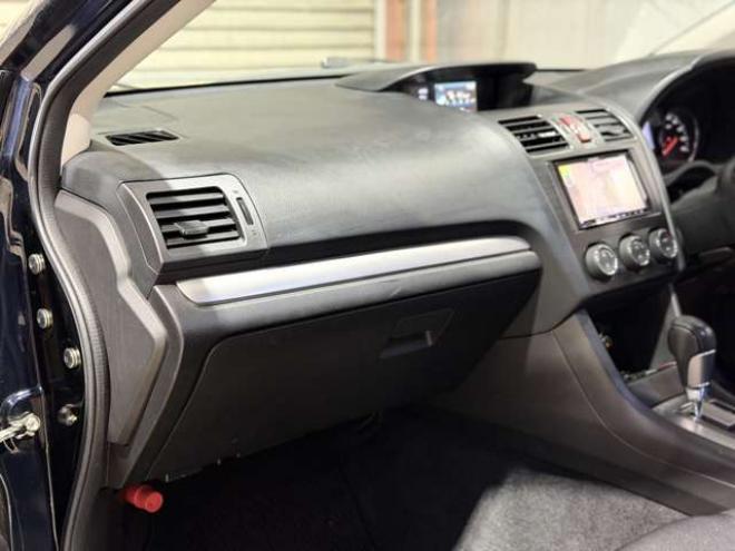 インプレッサスポーツ 1.6 i-L 4WD　防錆塗装4WDTVナビBカメETC 1600
