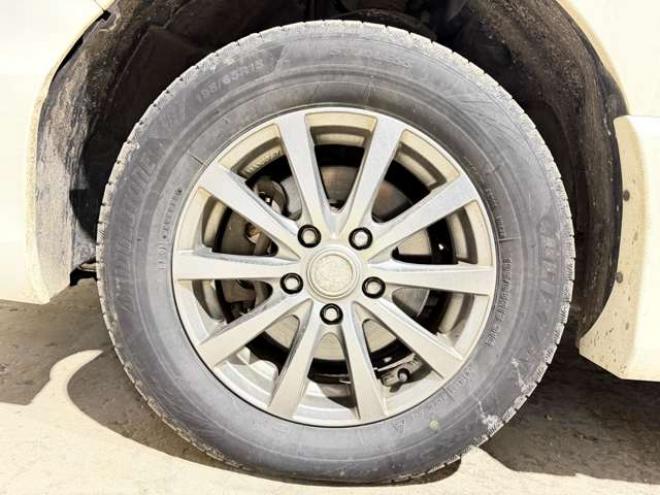 セレナ2.0 ハイウェイスター Vセレクション+Safety アドバンストセーフティ パッケージ 4WD　防錆塗装4WDTVナビBカメETC夏冬タイヤ 2000