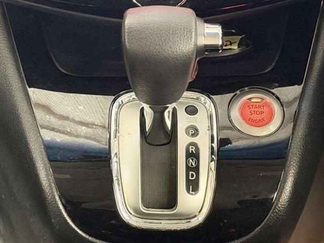 セレナ2.0 ハイウェイスター Vセレクション+Safety アドバンストセーフティ パッケージ 4WD　防錆塗装4WDTVナビBカメETC夏冬タイヤ 2000