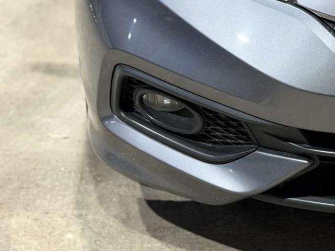 フィットシャトルハイブリッド1.3 スマートセレクション　防錆塗装TVナビエンスタ積込タイヤ 2WD 1300