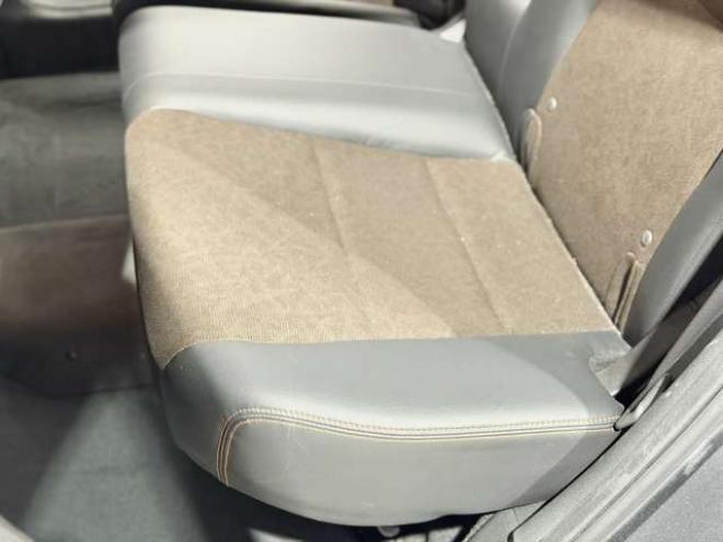 フィットシャトルハイブリッド1.3 スマートセレクション　防錆塗装TVナビエンスタ積込タイヤ 2WD 1300