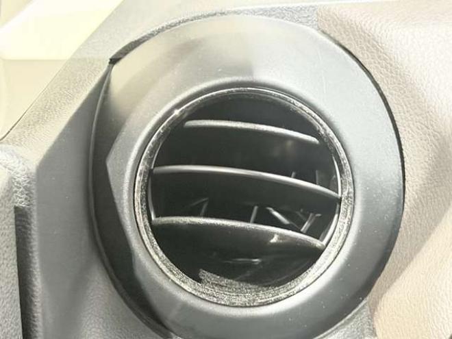 フィットシャトルハイブリッド1.3 スマートセレクション　防錆塗装TVナビエンスタ積込タイヤ 2WD 1300