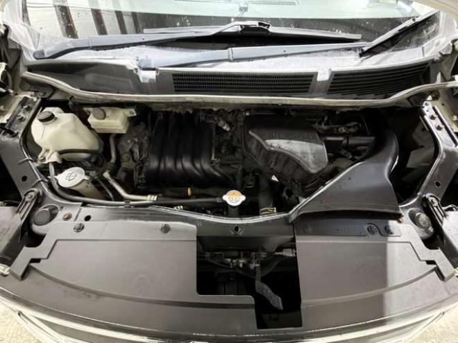 セレナ2.0 ハイウェイスター Vセレクション+Safety 4WD　防錆塗装4WDTVナビBカメエンスタ後席モニタ 2000