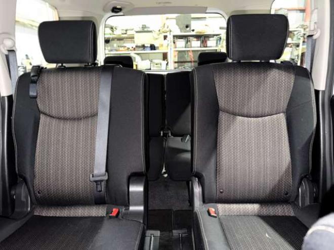 セレナ2.0 ハイウェイスター Vセレクション+Safety 4WD　防錆塗装4WDTVナビBカメエンスタ後席モニタ 2000