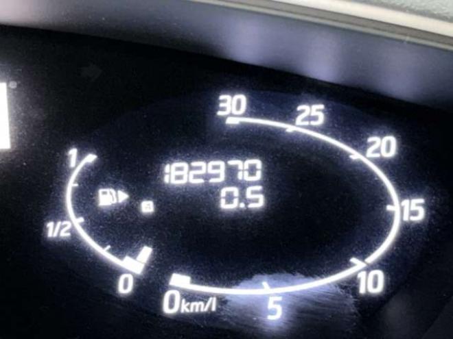 セレナ2.0 ハイウェイスター Vセレクション+Safety 4WD　防錆塗装4WDTVナビBカメエンスタ後席モニタ 2000