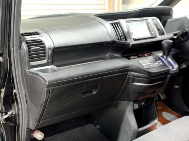 ステップワゴン2.0 スパーダ S 4WD　防錆塗装4WDワンオーナーTVナビBカメETC 2000