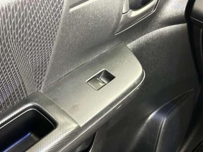 ステップワゴン2.0 スパーダ S 4WD　防錆塗装4WDワンオーナーTVナビBカメETC 2000