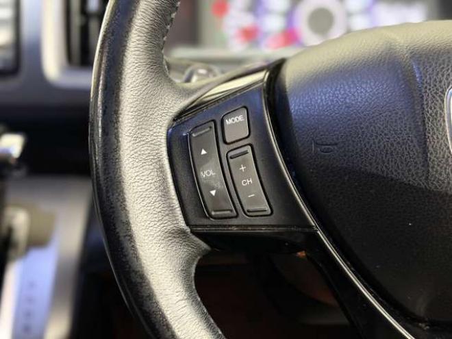 ステップワゴン2.0 スパーダ S 4WD　防錆塗装4WDワンオーナーTVナビBカメETC 2000