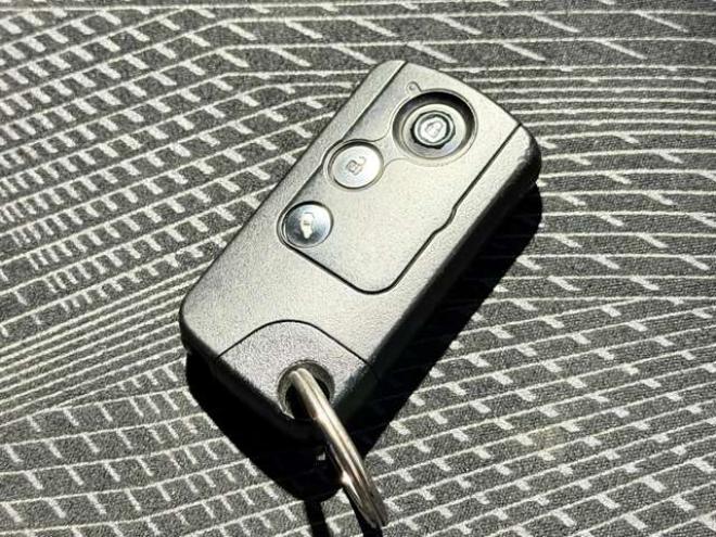 ステップワゴン2.0 スパーダ S 4WD　防錆塗装4WDワンオーナーTVナビBカメETC 2000