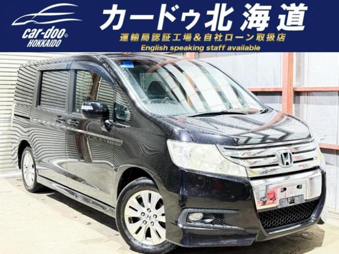 ステップワゴン2.0 スパーダ Z 4WD　防錆塗装4WDTVナビBカメ後席モニタETCエンスタ夏冬タイヤ 2000