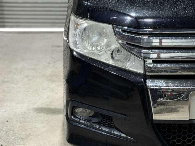 ステップワゴン2.0 スパーダ Z 4WD　防錆塗装4WDTVナビBカメ後席モニタETCエンスタ夏冬タイヤ 2000