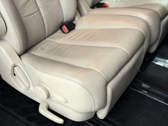 MPV2.3 23S Lパッケージ 4WD　防錆塗装ユーザー買取車4WDTVナビBカメ後席モニタエンスタ 2300