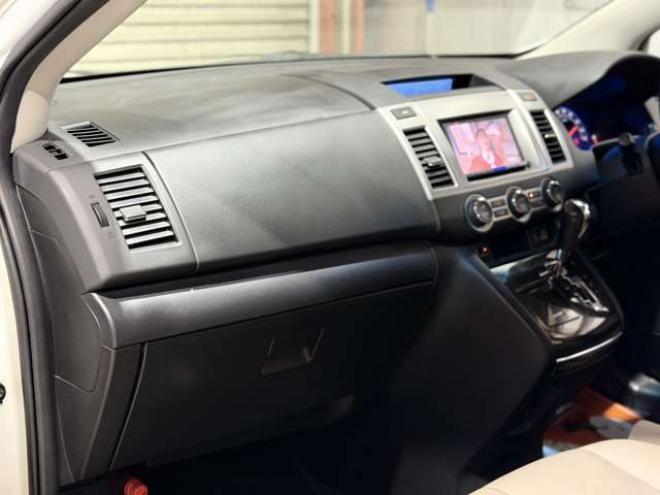 MPV2.3 23S Lパッケージ 4WD　防錆塗装ユーザー買取車4WDTVナビBカメ後席モニタエンスタ 2300