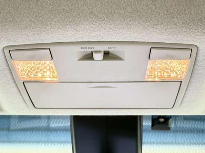 MPV2.3 23S Lパッケージ 4WD　防錆塗装ユーザー買取車4WDTVナビBカメ後席モニタエンスタ 2300