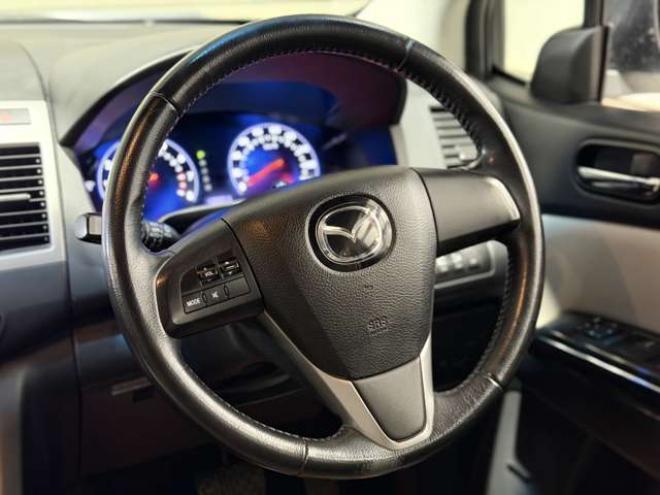 MPV2.3 23S Lパッケージ 4WD　防錆塗装ユーザー買取車4WDTVナビBカメ後席モニタエンスタ 2300