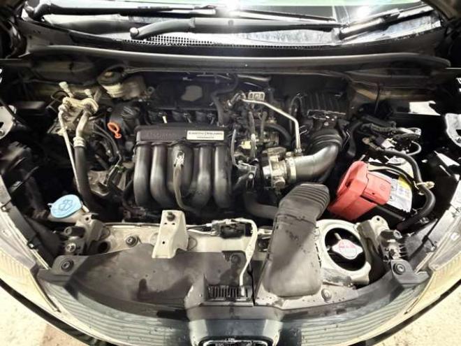 フィット1.3 13G Fパッケージ 4WD　防錆塗装4WDスマキーTVナビBカメ 1300