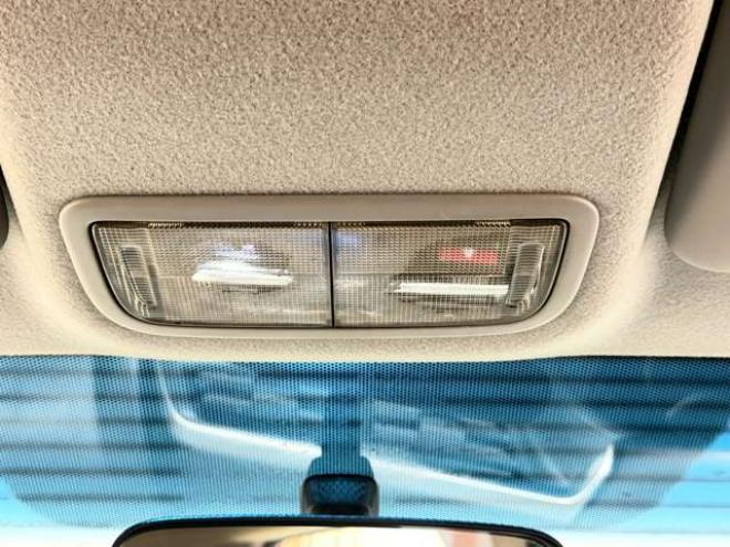 フィット1.3 13G Fパッケージ 4WD　防錆塗装4WDスマキーTVナビBカメ 1300