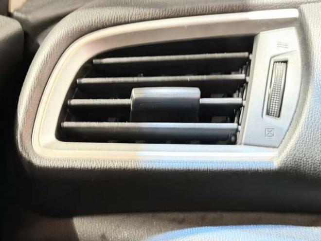 フィット1.3 13G Fパッケージ 4WD　防錆塗装4WDスマキーTVナビBカメ 1300