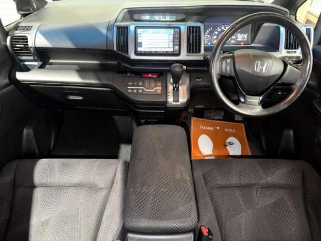 ステップワゴン2.0 スパーダ Z 4WD　防錆塗装4WDTVナビBカメエンスタ 2000