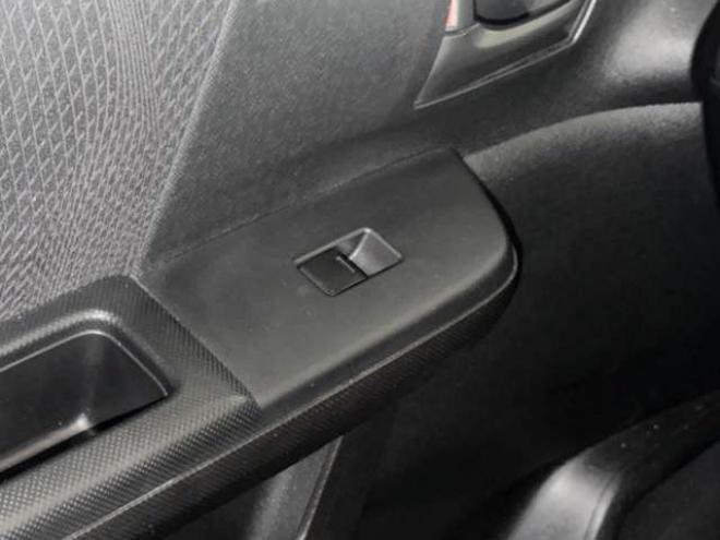 ステップワゴン2.0 スパーダ Z 4WD　防錆塗装4WDTVナビBカメエンスタ 2000