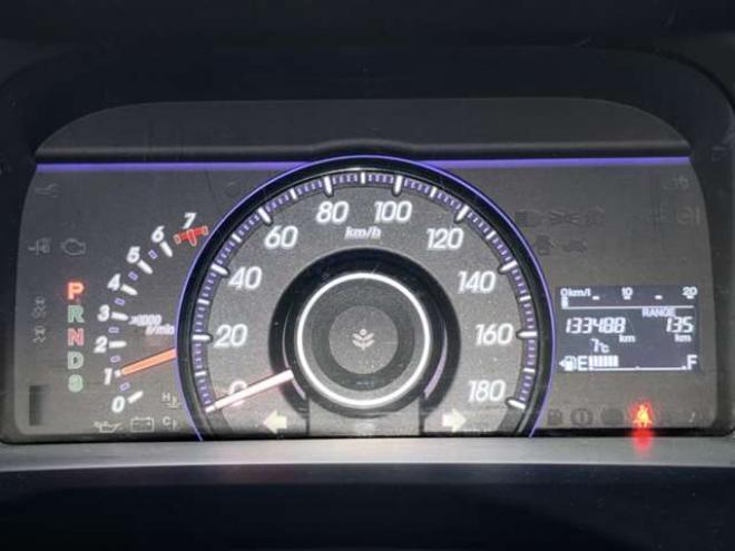 ステップワゴン2.0 スパーダ Z 4WD　防錆塗装4WDTVナビBカメエンスタ 2000