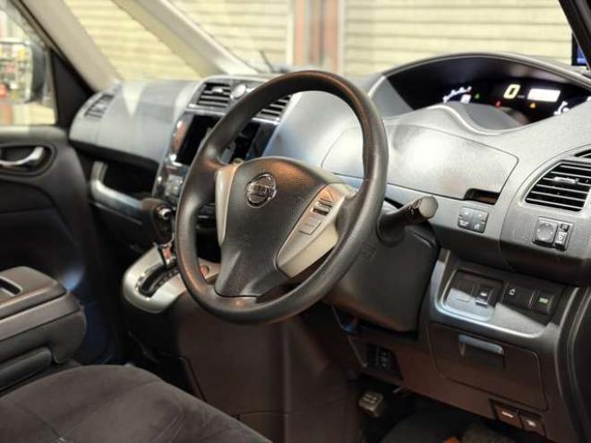 セレナ2.0 20X 4WD　防錆塗装4WDスマキーエンスタ 2000