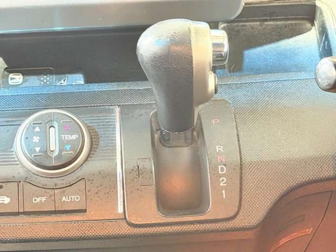 フリードスパイク1.5 G ジャストセレクション 4WD　防錆塗装4WDTVナビETC 1500