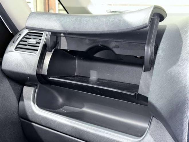 セレナ2.0 ハイウェイスター 4WD　防錆塗装4WDスマキー 2000