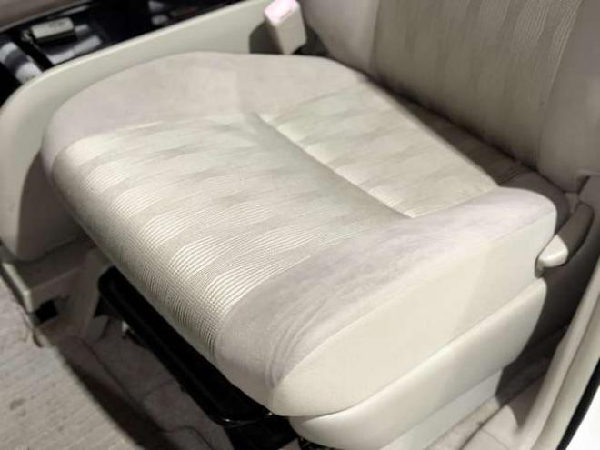 エスティマ2.4 アエラス 4WD　防錆塗装4WDTVナビETC 2400