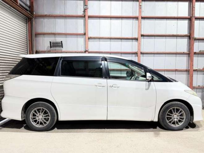 エスティマ2.4 アエラス 4WD　防錆塗装4WDTVナビETC 2400