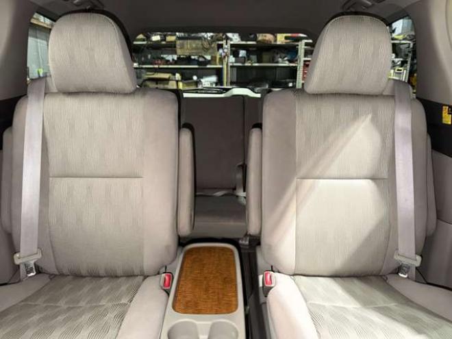 エスティマ2.4 アエラス 4WD　防錆塗装4WDTVナビETC 2400