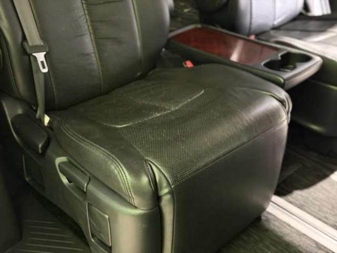 アルファード2.4 240S 4WD　防錆塗装4WDドラレコ積込タイヤ 2400