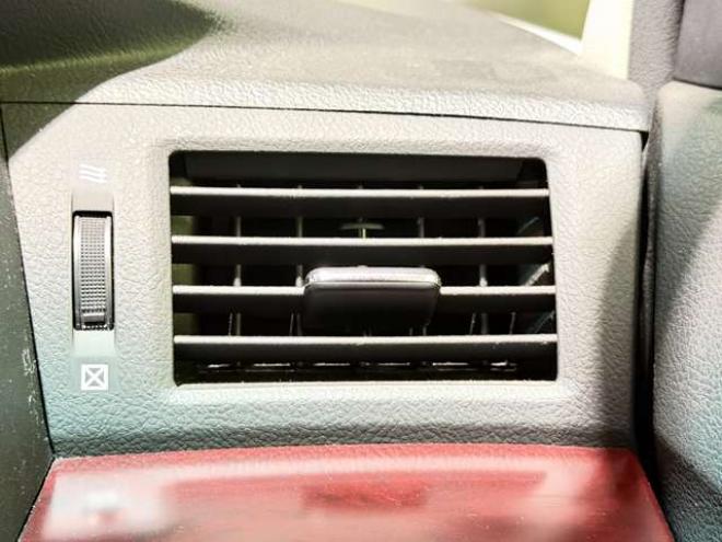 アルファード2.4 240S 4WD　防錆塗装4WDドラレコ積込タイヤ 2400