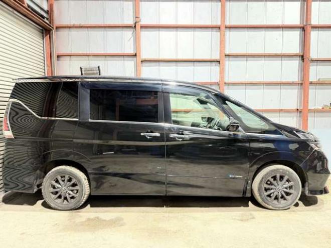 セレナ2.0 ハイウェイスター プロパイロット エディション 4WD　ユーザー買取車防錆塗装4WDドラレコTVナビBカメETC後席モニタエンスタ 2000