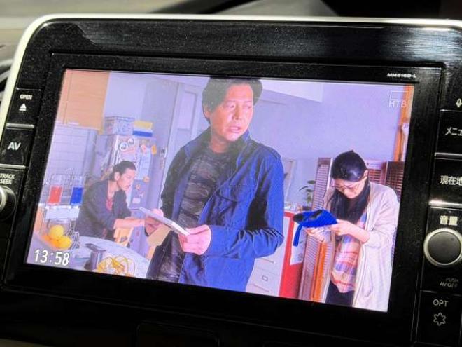 セレナ2.0 ハイウェイスター プロパイロット エディション 4WD　ユーザー買取車防錆塗装4WDドラレコTVナビBカメETC後席モニタエンスタ 2000