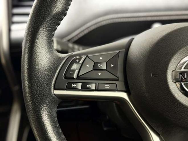 セレナ2.0 ハイウェイスター プロパイロット エディション 4WD　ユーザー買取車防錆塗装4WDドラレコTVナビBカメETC後席モニタエンスタ 2000